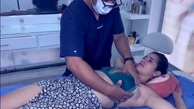 गर्म सुनहरे बालों वाली छोटी चूचियां milf होटल में मुश्किल गड़बड़