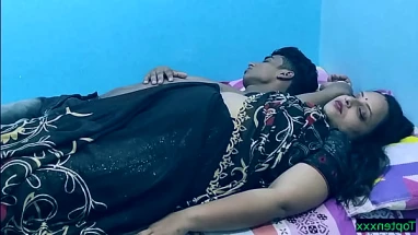 हॉट कॉलेज गर्ल मैडिसन पार्कर कैश के लिए पहली अश्लील कास्टिंग