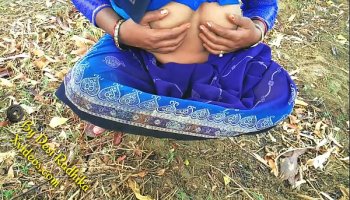 भारतीय गांव महिला के साथ प्राकृतिक बालों वाली चूत घर के बाहर सेक्स देसी राधिका